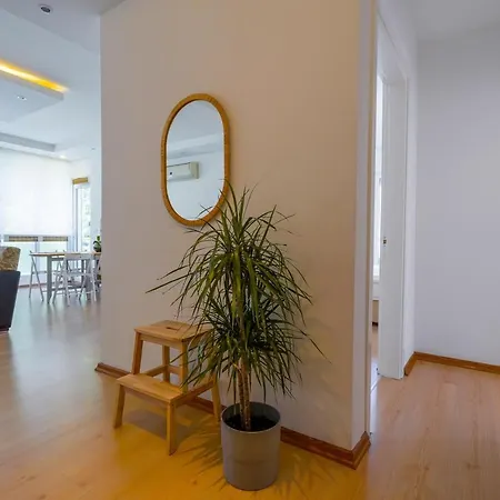 Apartment Refreshing House Near Beach In Muratpasa *